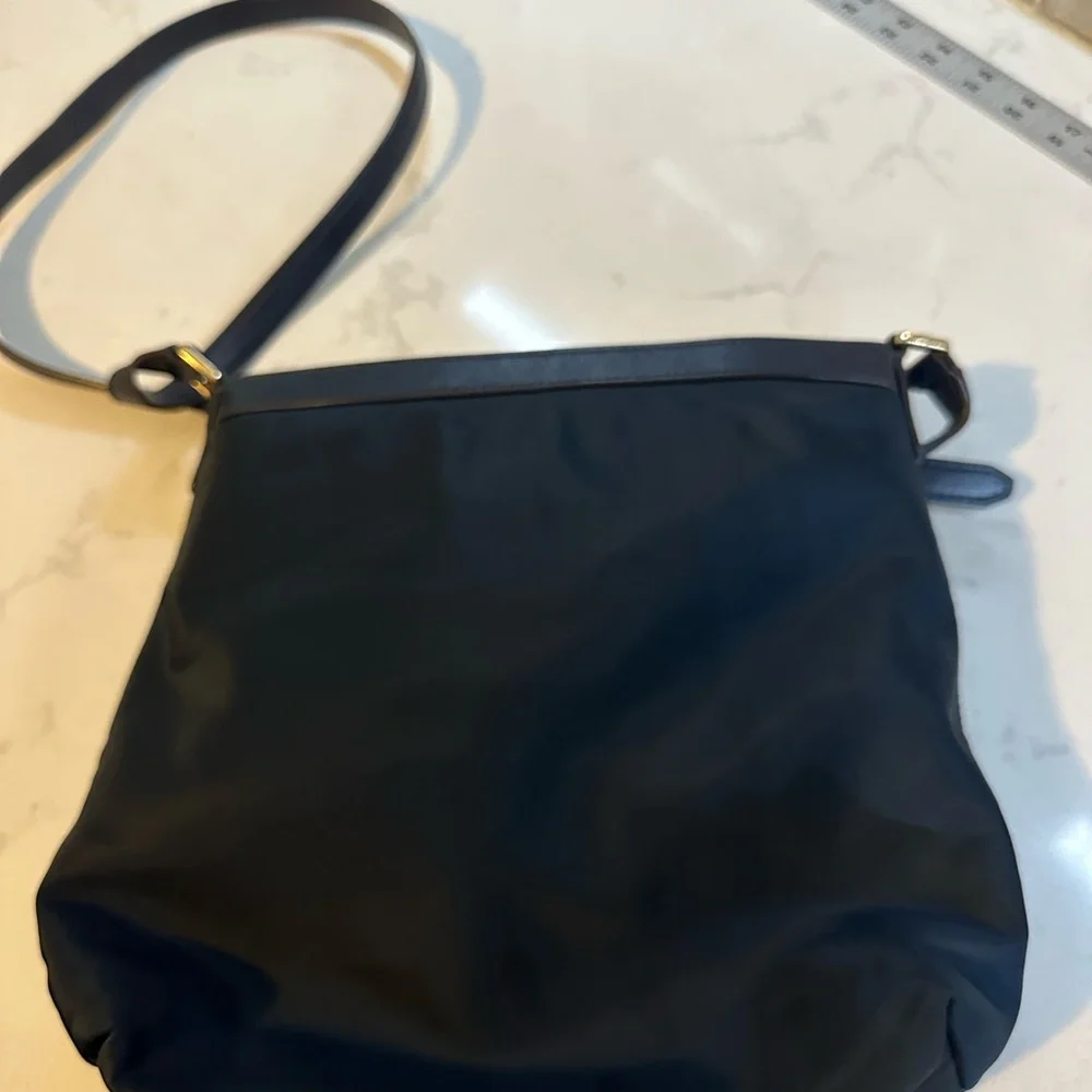 Michael Kors Morgan Messenger‎ Bag Nylon and Leather Trim Blue Crossbody Purse
